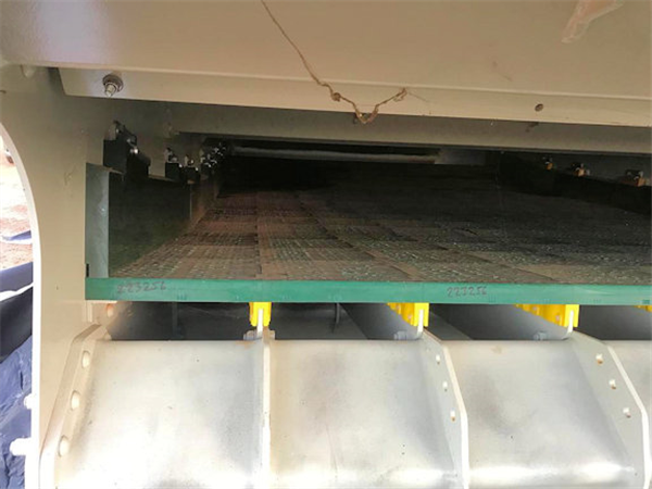 Unused Joest 3.05m X 7.32m (10' X 24') Double Deck Banana Screen)